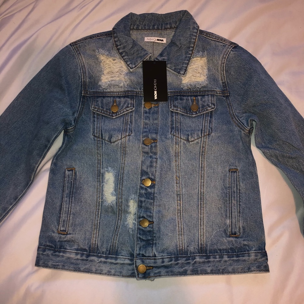 -BRAND NEW- Fashion Nova Denim Jacket